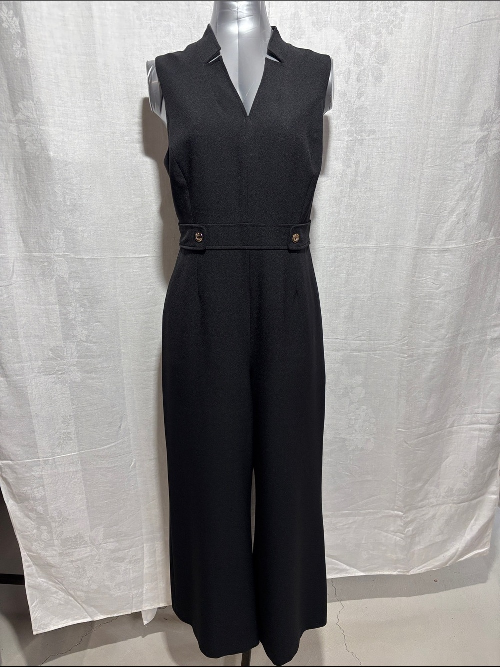 Tahari Black Sleeveless V-Neck Wide Leg Jumpsuit w/Waist Tab Office party chic